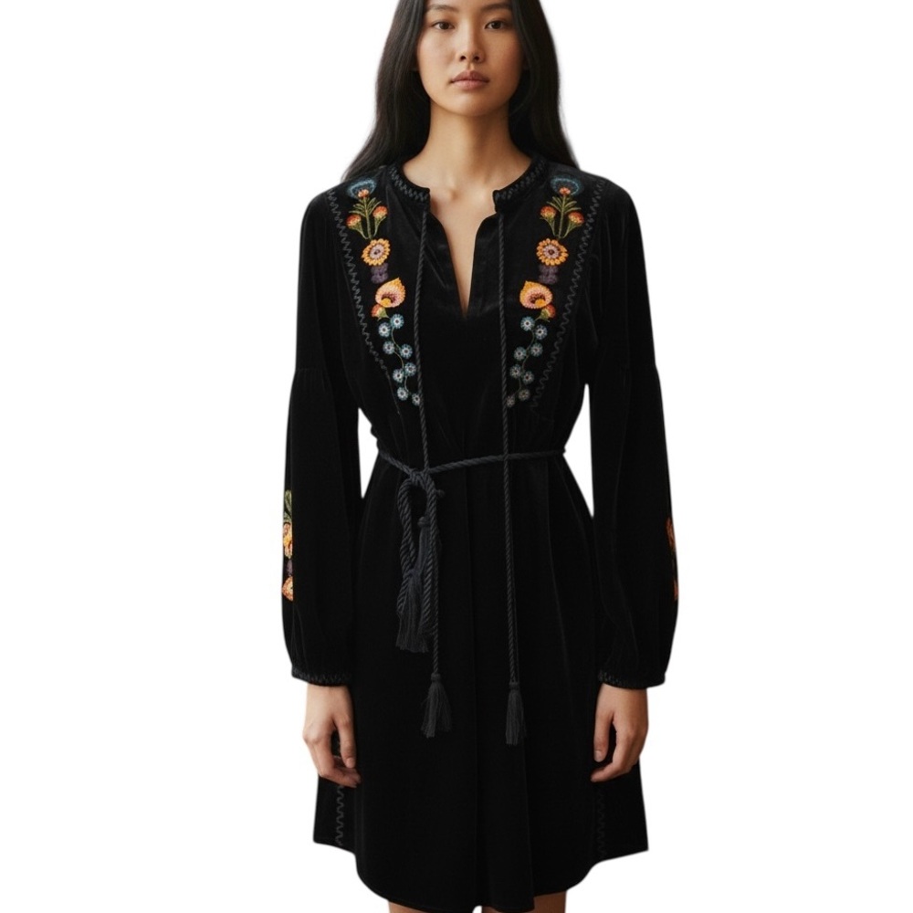 Cactus Women's dress size medium heavy emboidered navy blue velvet - Picture 5 of 16